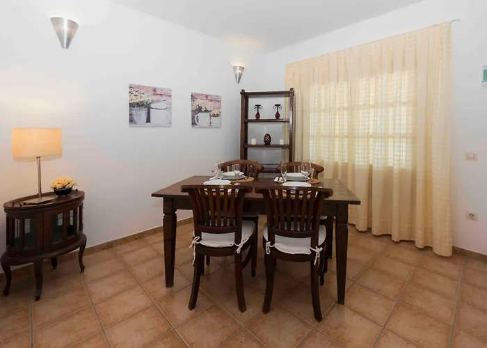 Pola Marinas Villa Playa Blanca (Lanzarote)