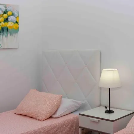 Вілла Pola Marinas *