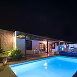 Pola Marinas Playa B Villa *