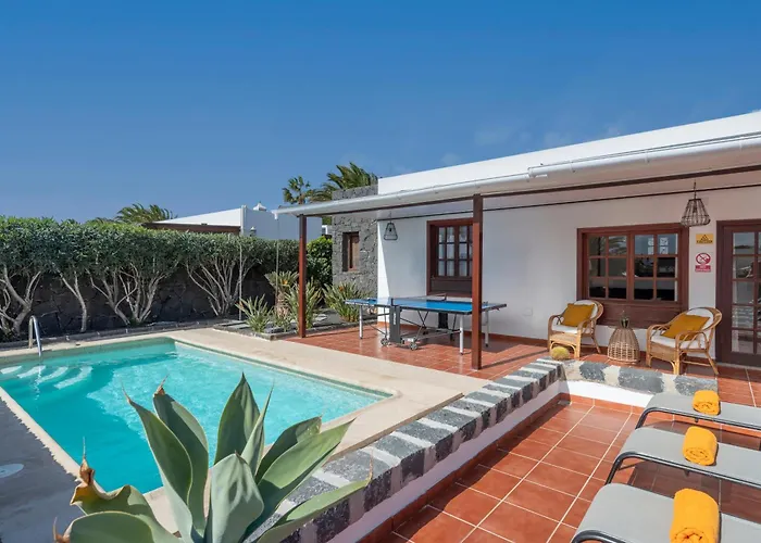 فيلة Pola Marinas بلايا بلانكا