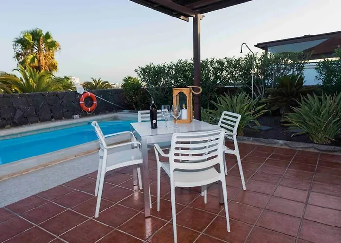 Pola Marinas Villa *