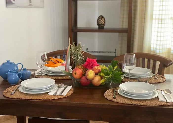 Pola Marinas Playa Blanca (Lanzarote)